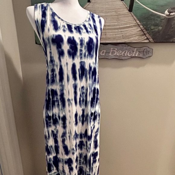 LuLaRoe Dresses & Skirts - NWT LulaRoe Charlotte Tye Dye Blue & White Sleeveless Swing Dress Size 2XL